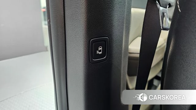 Kia The New Carnival 4th Generation id 5039213 из Кореи 10