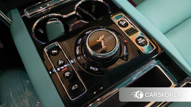 Rolls-Royce Cullinan id 5018360 из Кореи 10