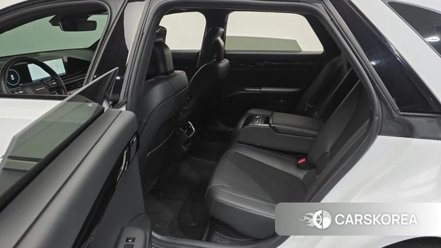 Hyundai Grandeur Hybrid (GN7) id 4792400 из Кореи 10