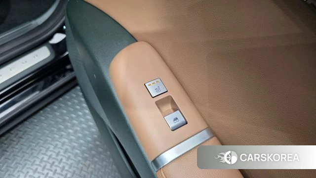 Hyundai Grandeur (GN7) id 5016592 из Кореи 10