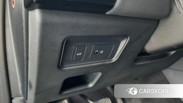 Land Rover Discovery 5 id 4895391 из Кореи 10