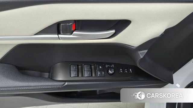 Toyota Camry (XV80) id 4940804 из Кореи 10