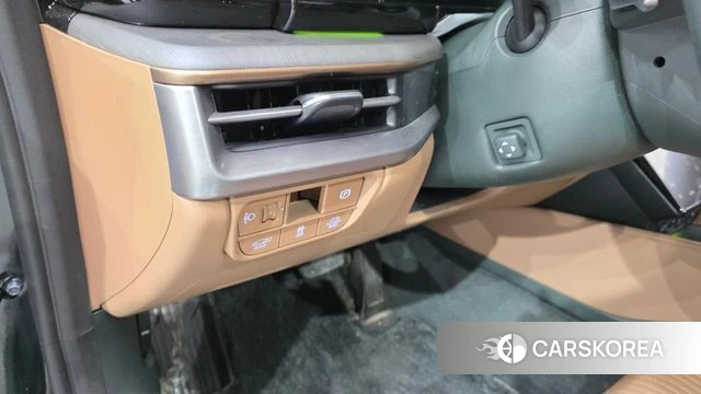 Hyundai Grandeur Hybrid (GN7) id 5011821 из Кореи 10