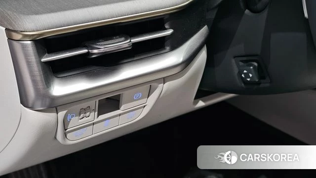 Hyundai Grandeur Hybrid (GN7) id 5001751 из Кореи 10