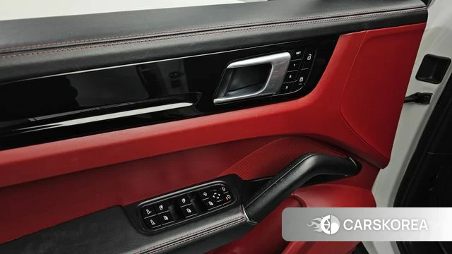 Porsche Cayenne (PO536) id 4943629 из Кореи 10