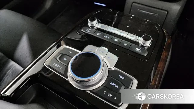 Genesis G90 id 3350575 из Кореи 10