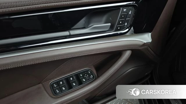 Porsche Panamera (976) id 4995397 из Кореи 10