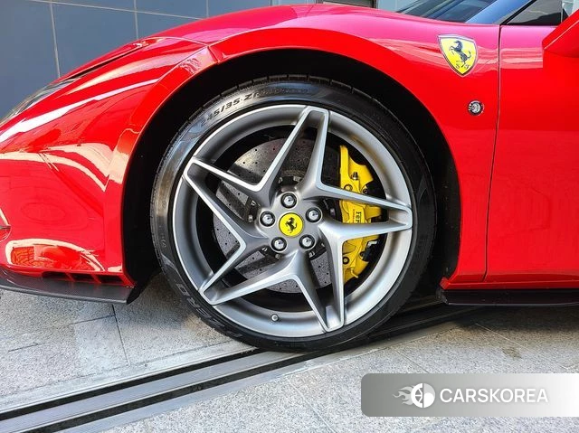 Ferrari F8 Spider id 5034767 из Кореи 10