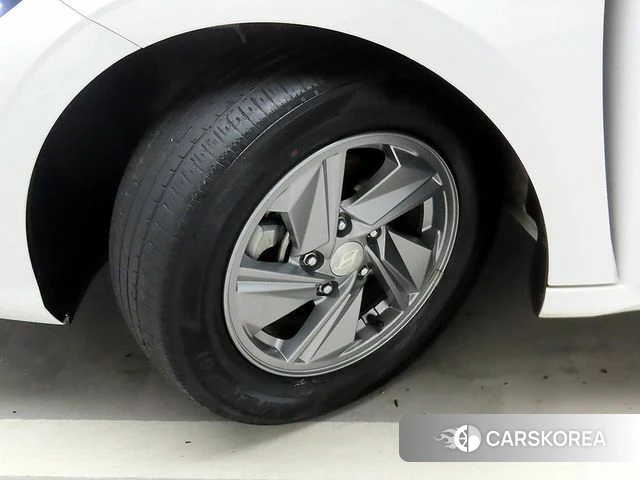 Hyundai The New Avante (CN7) id 5002322 из Кореи 10