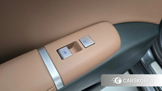 Hyundai Grandeur Hybrid (GN7) id 4980456 из Кореи 10