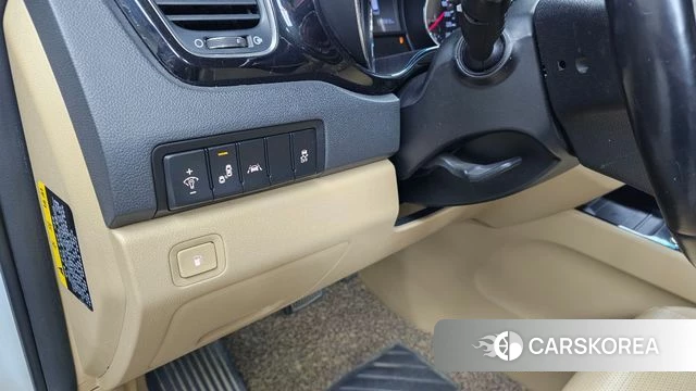 Kia The New Carnival id 4953026 из Кореи 10