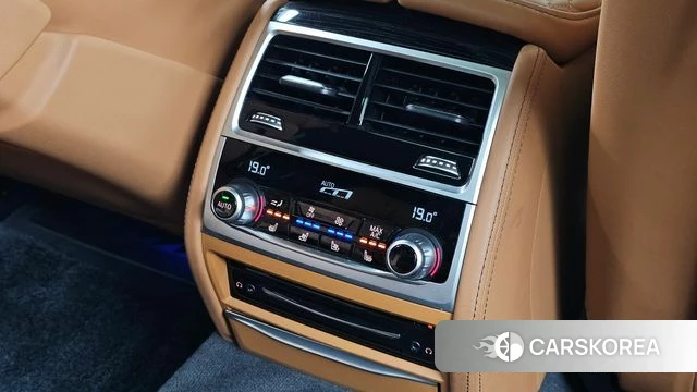 BMW 7 Series (G11) id 5017774 из Кореи 10