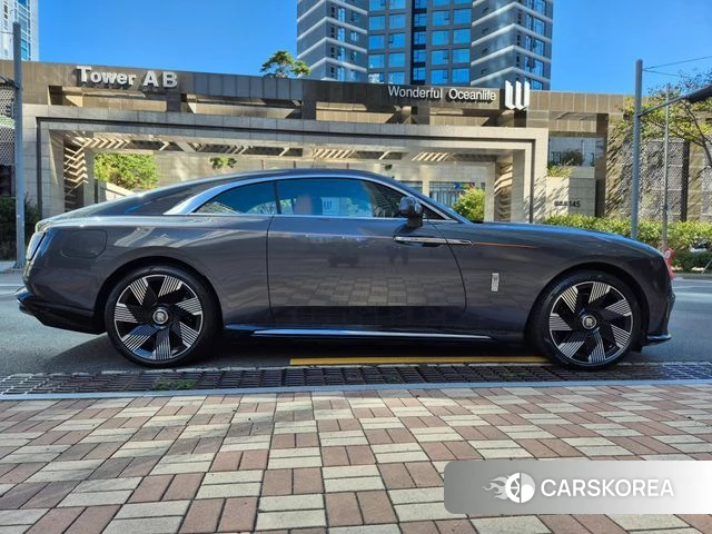 Rolls-Royce Spectre id 4975157 из Кореи 10