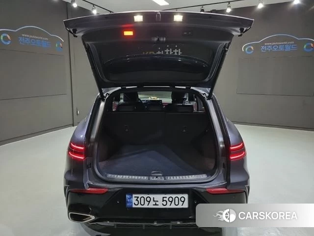 Genesis GV70 id 5001917 из Кореи 10