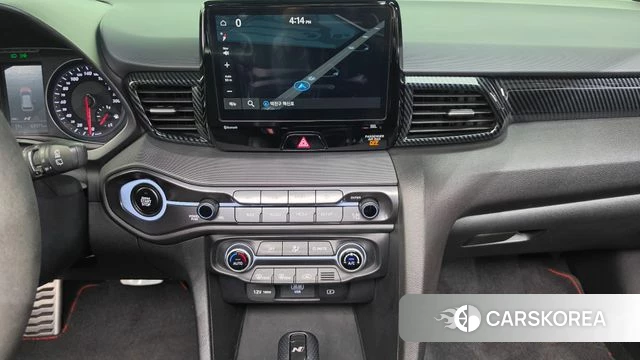 Hyundai Veloster (JS) id 4992803 из Кореи 10