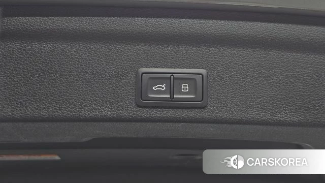 Audi Q3 (F3) id 4986351 из Кореи 10