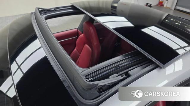 Porsche 911(992) id 4930069 из Кореи 10