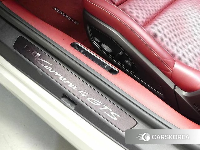 Porsche 911(992) id 4724138 из Кореи 10