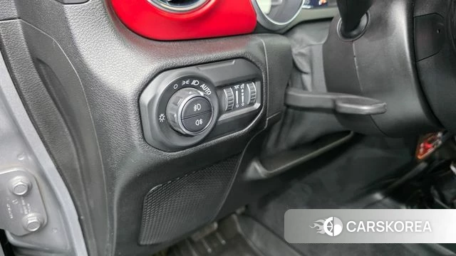 Jeep Wrangler (JL) id 5003226 из Кореи 10