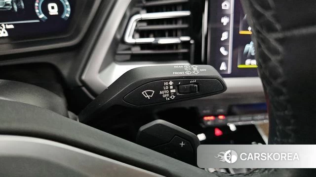 Audi Q4 e-Tron (F4) id 3442880 из Кореи 10