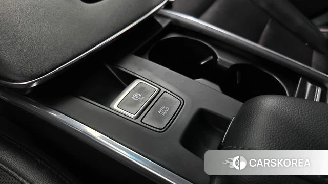 Hyundai The New Grandeur IG id 5028750 из Кореи 10