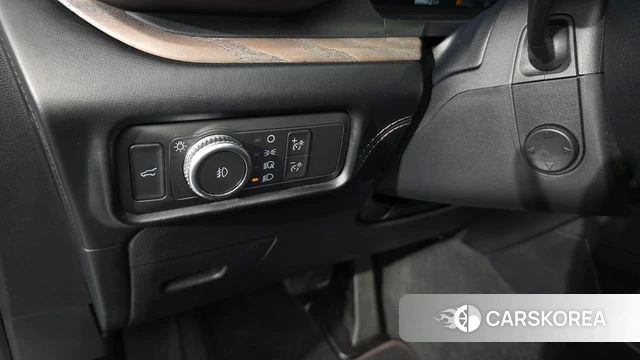 Ford Explorer 6th Generation id 5017278 из Кореи 10