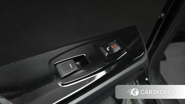Ssangyong The New Torres id 5011513 из Кореи 10