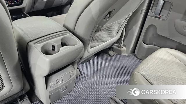 Kia The New Carnival id 3703782 из Кореи 10