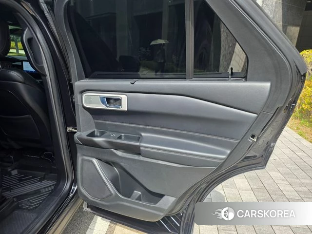 Ford Explorer 6th Generation id 4930429 из Кореи 10