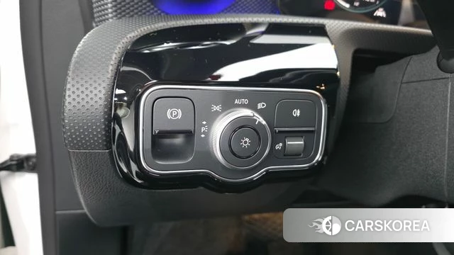 Mercedes-Benz A-Class W177 id 5022379 из Кореи 10