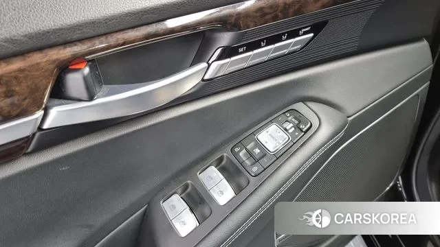 Genesis G90 id 3302173 из Кореи 10