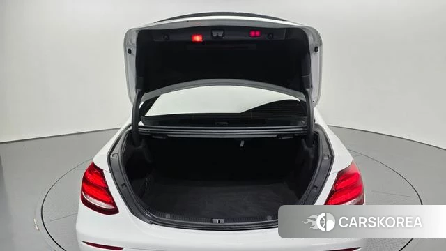 Mercedes-Benz E-Class W213 id 5054372 из Кореи 10