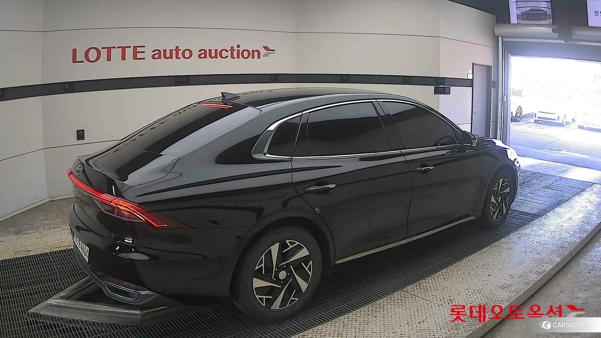 Hyundai Grandeur Hybrid id 4990027 из Кореи 10