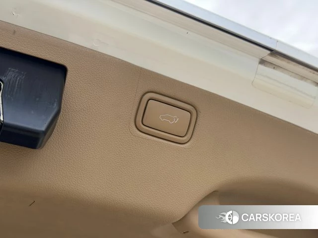 Kia The New Carnival id 5035885 из Кореи 10