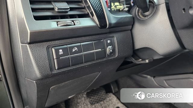 Ssangyong The New Rexton Sports Cannes id 4936475 из Кореи 10