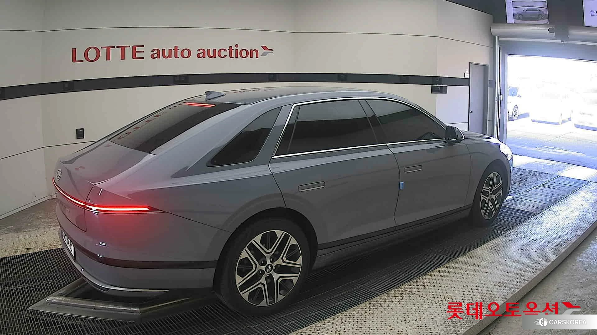 Hyundai Grandeur Hybrid id 4990007 из Кореи 10