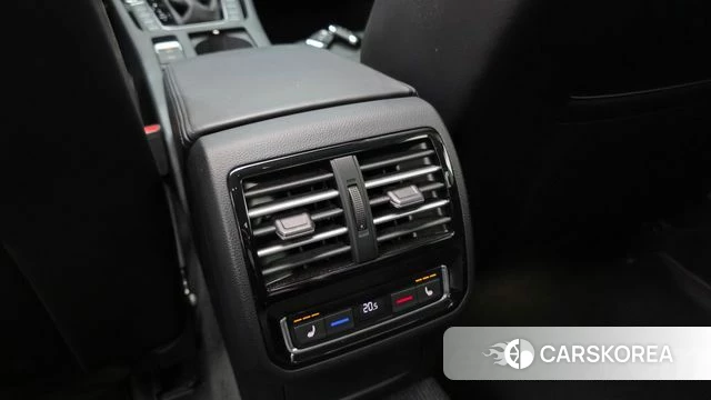 Volkswagen Passat GT (B8) id 4960493 из Кореи 10