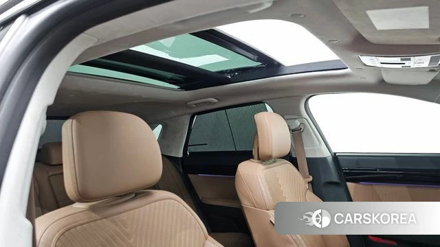 Hyundai Grandeur Hybrid (GN7) id 5021536 из Кореи 10