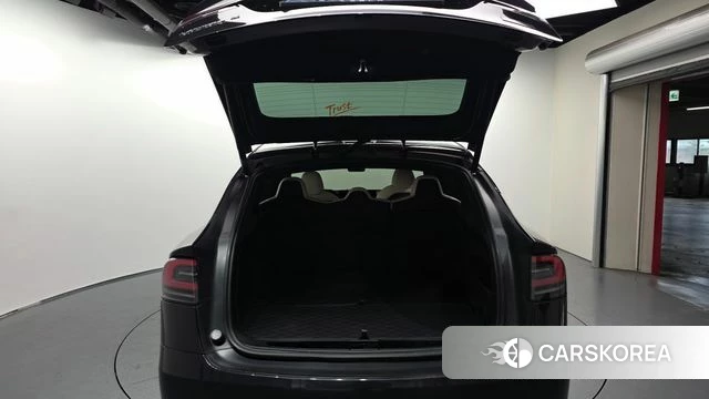 Tesla Model X id 5001698 из Кореи 10