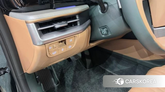 Hyundai Grandeur Hybrid (GN7) id 4974900 из Кореи 10