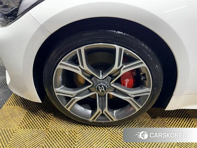 Kia Stinger id 5042066 из Кореи 11