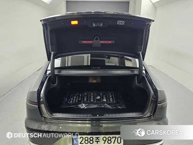 Hyundai Grandeur (GN7) id 5001923 из Кореи 10
