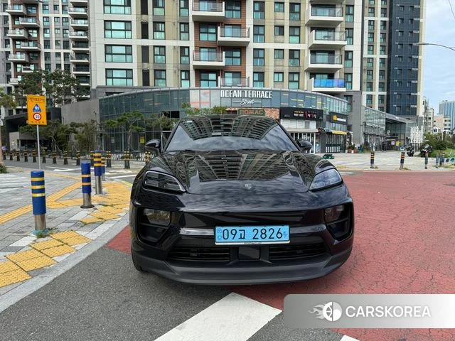 Porsche Makan EV id 4757106 из Кореи 10