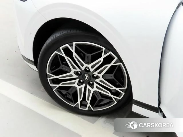 Hyundai Grandeur Hybrid (GN7) id 4749539 из Кореи 10