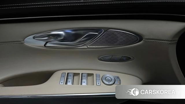 Genesis GV70 id 4965921 из Кореи 10