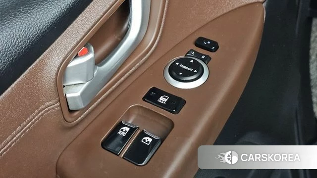 Hyundai The New Grand Starex id 4967462 из Кореи 10