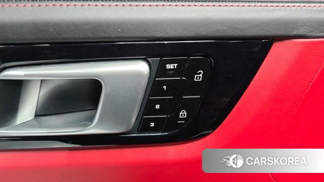 Porsche Cayenne (PO536) id 4930413 из Кореи 10