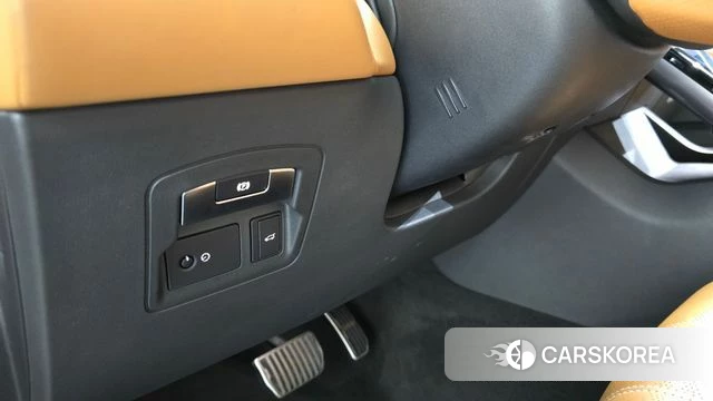 Land Rover Range Rover Velar id 4937604 из Кореи 10