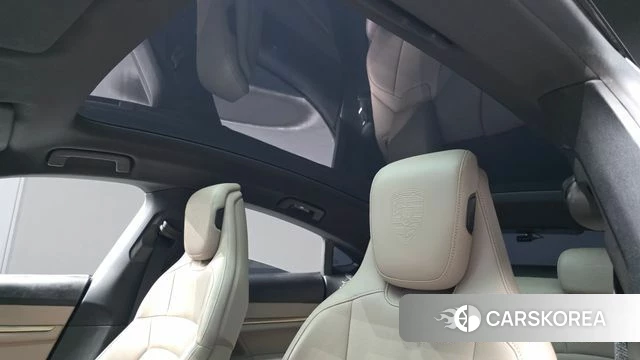 Porsche Taycan id 4985811 из Кореи 10