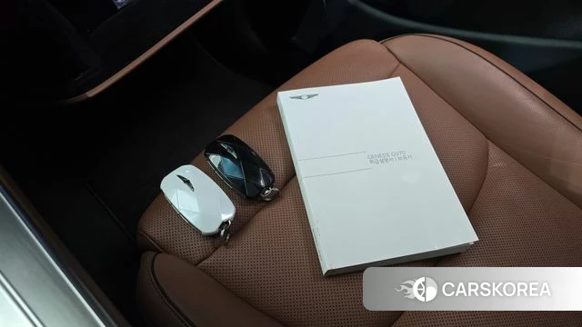 Genesis GV70 id 4957644 из Кореи 10